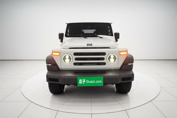 Used 212 T01 2024 2.0T Mechanic Front