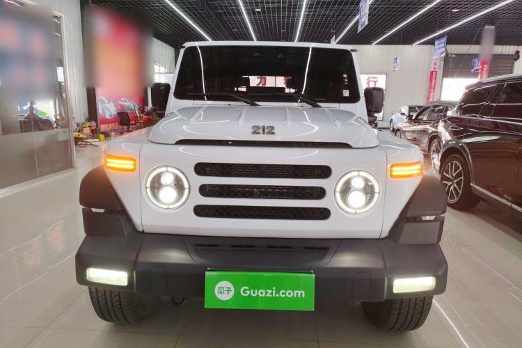 Used 212 T01 2024 2.0T Explorer Front