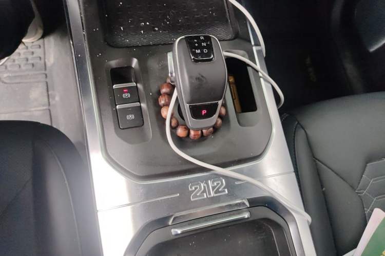 Used 212 T01 2024 2.0T Mechanic Gear Lever