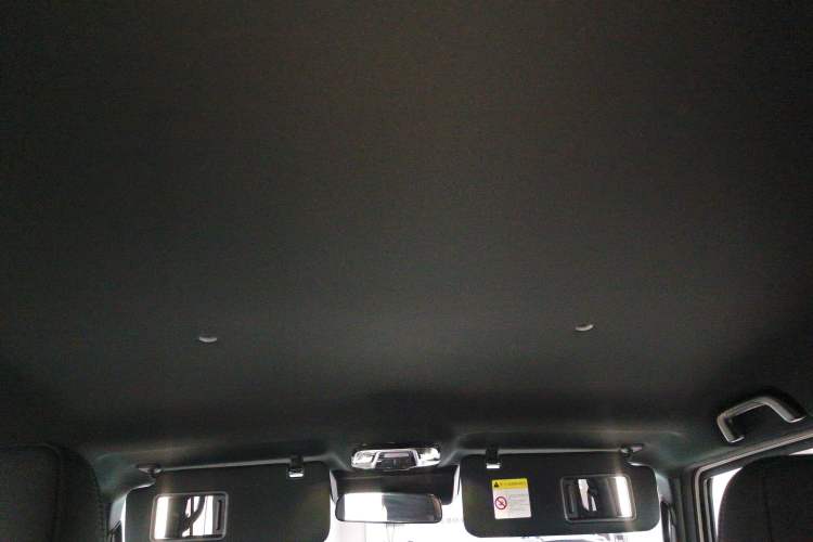 Used 212 T01 2024 2.0T Mechanic Headliner