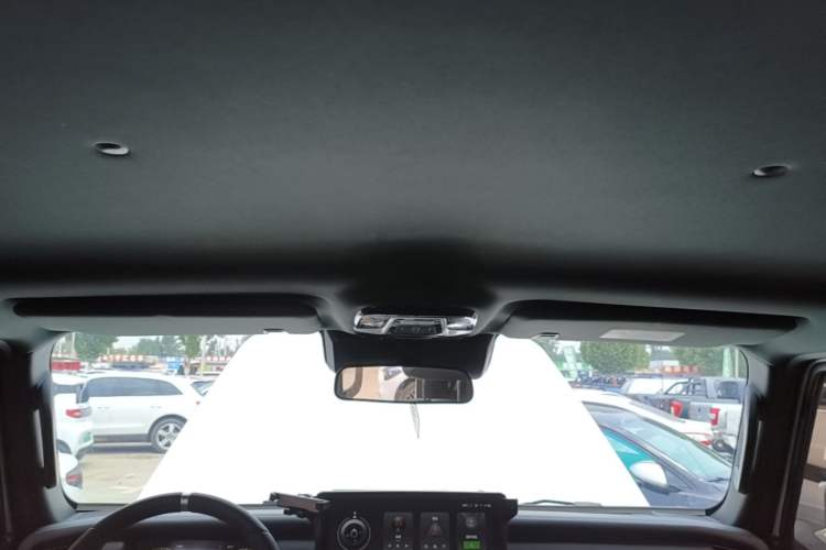 Used 212 T01 2024 2.0T Mechanic Headliner