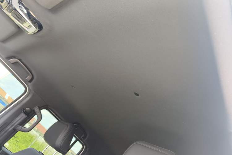 Used 212 T01 2024 2.0T Mechanic Headliner