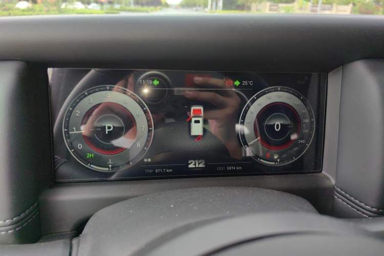 Used 212 T01 2024 2.0T Mechanic Instrument Cluster