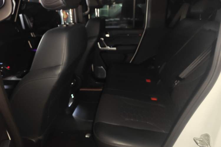 Used 212 T01 2024 2.0T Mechanic Interior 4