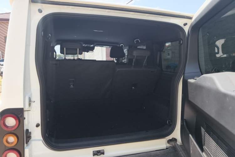 Used 212 T01 2024 2.0T Mechanic Interior 4