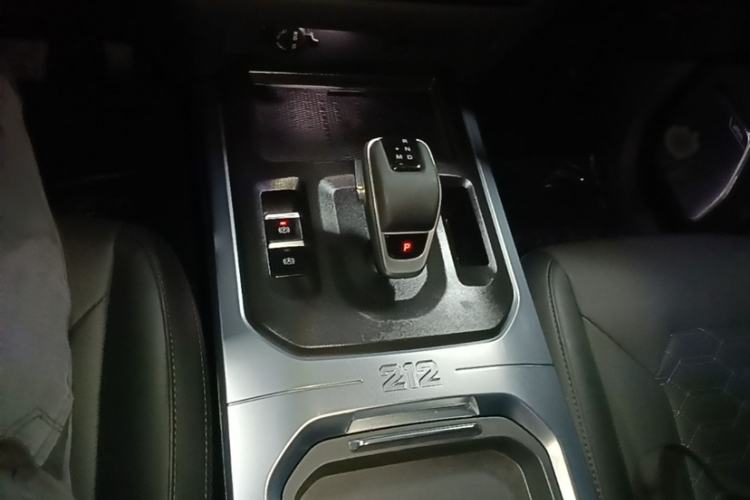 Used 212 T01 2024 2.0T Mechanic Interior 4