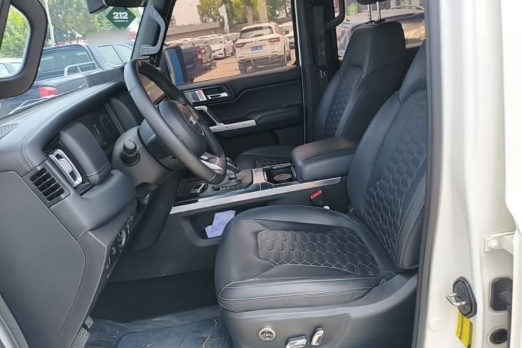 Used 212 T01 2024 2.0T Mechanic Left Front Seat