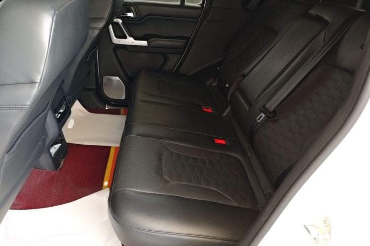 Used 212 T01 2024 2.0T Mechanic Left Rear Seat