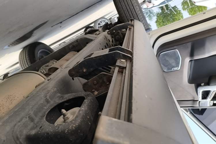 Used 212 T01 2024 2.0T Mechanic Left Side Sill