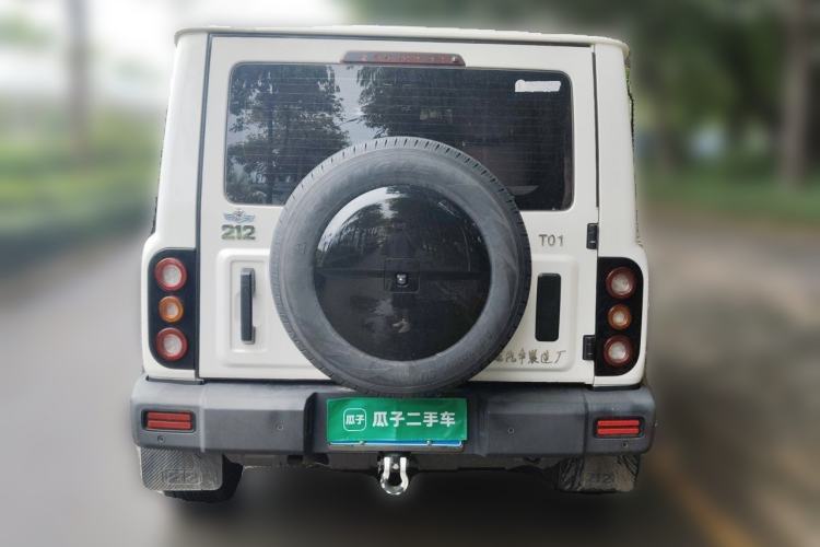 Used 212 T01 2024 2.0T Explorer Rear