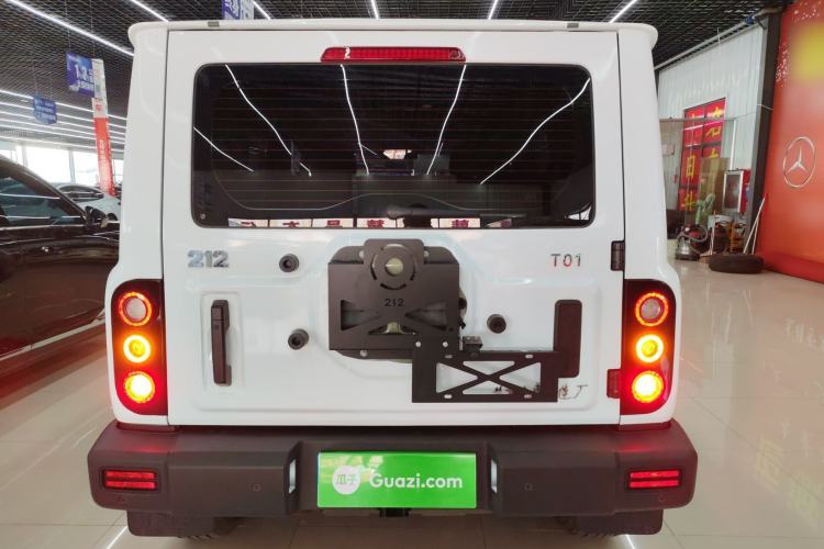 Used 212 T01 2024 2.0T Explorer Rear