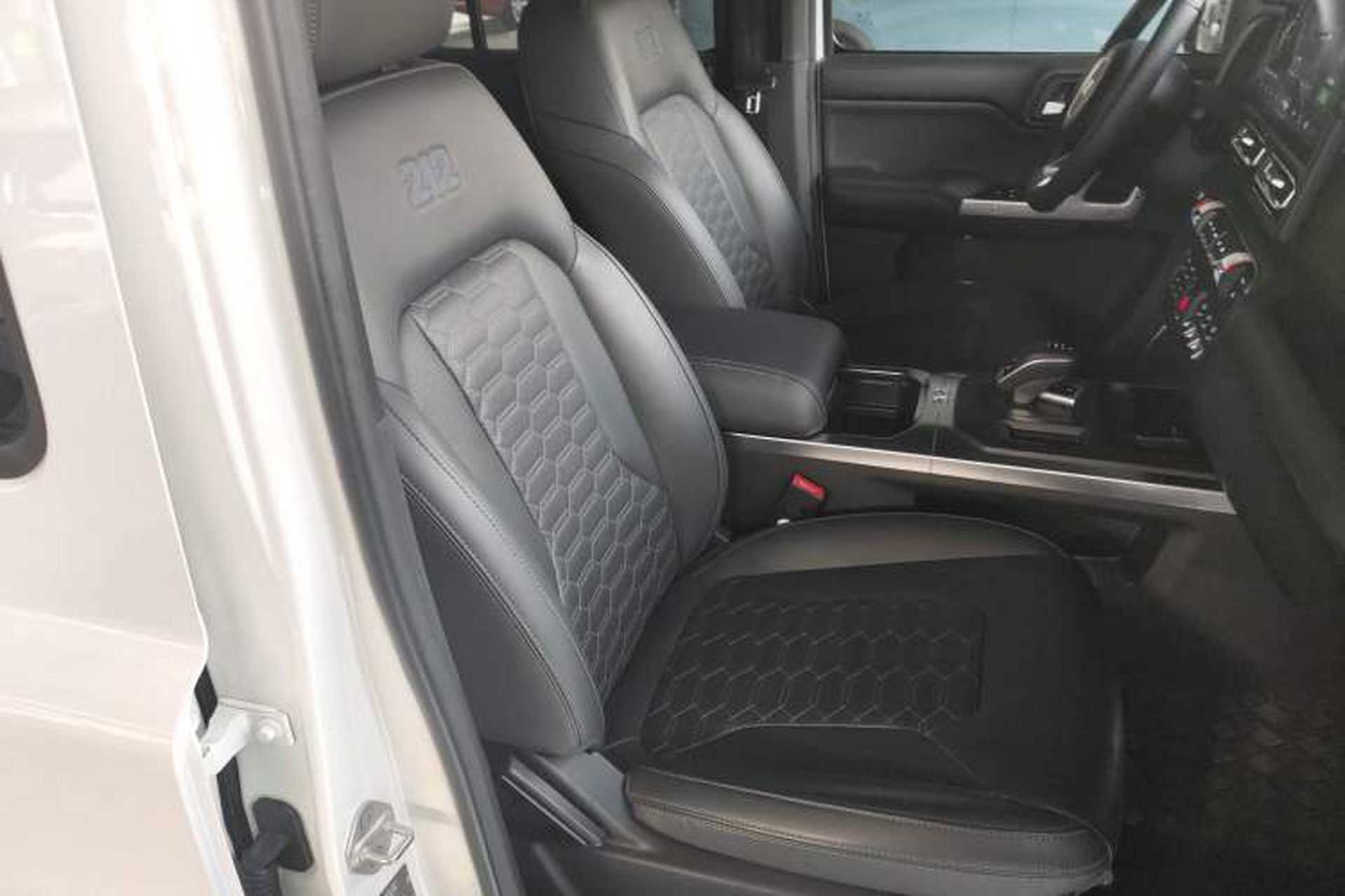 Used 212 T01 2024 2.0T Mechanic Right Front Seat