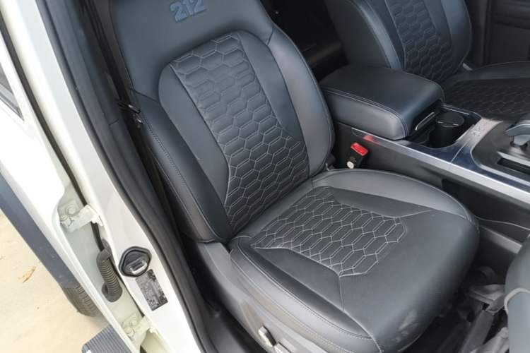 Used 212 T01 2024 2.0T Mechanic Right Front Seat