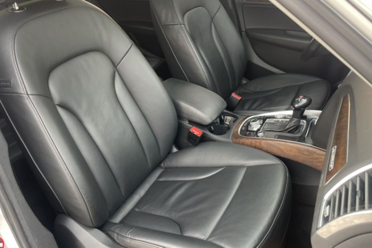 Used 212 T01 2024 2.0T Mechanic Right Front Seat