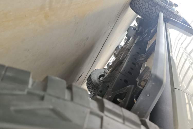 Used 212 T01 2024 2.0T Mechanic Right Side Sill