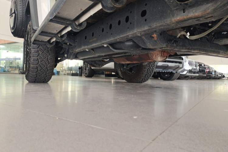 Used 212 T01 2024 2.0T Explorer Right Side Sill