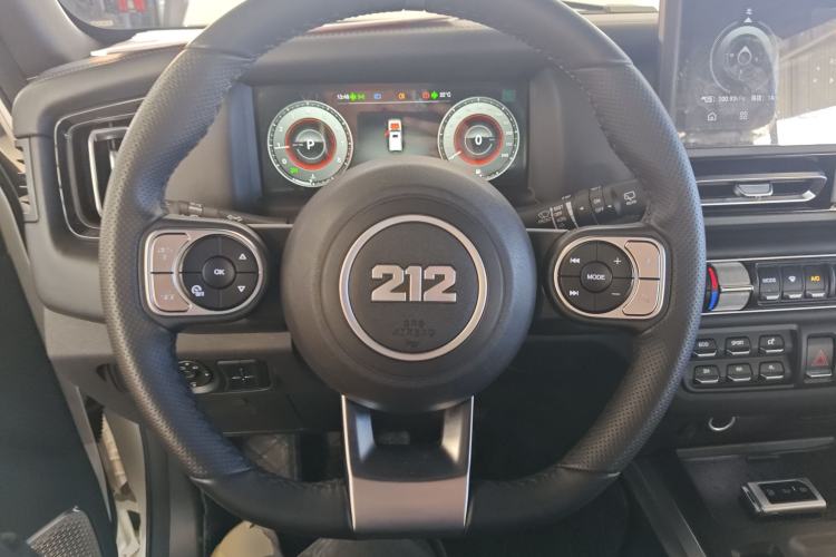 Used 212 T01 2024 2.0T Mechanic Steering Wheel