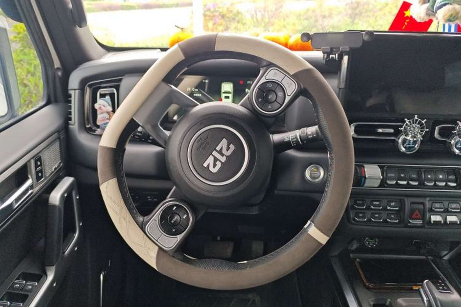 Used 212 T01 2024 2.0T Explorer Steering Wheel