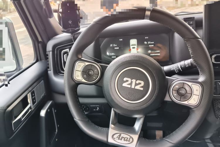 Used 212 T01 2024 2.0T Mechanic Steering Wheel