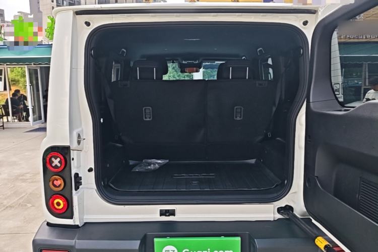 Used 212 T01 2024 2.0T Mechanic Trunk