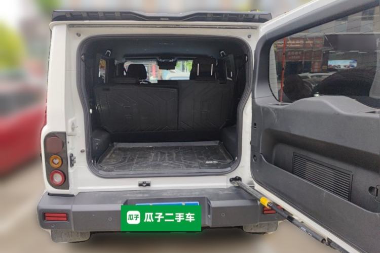 Used 212 T01 2024 2.0T Mechanic Trunk