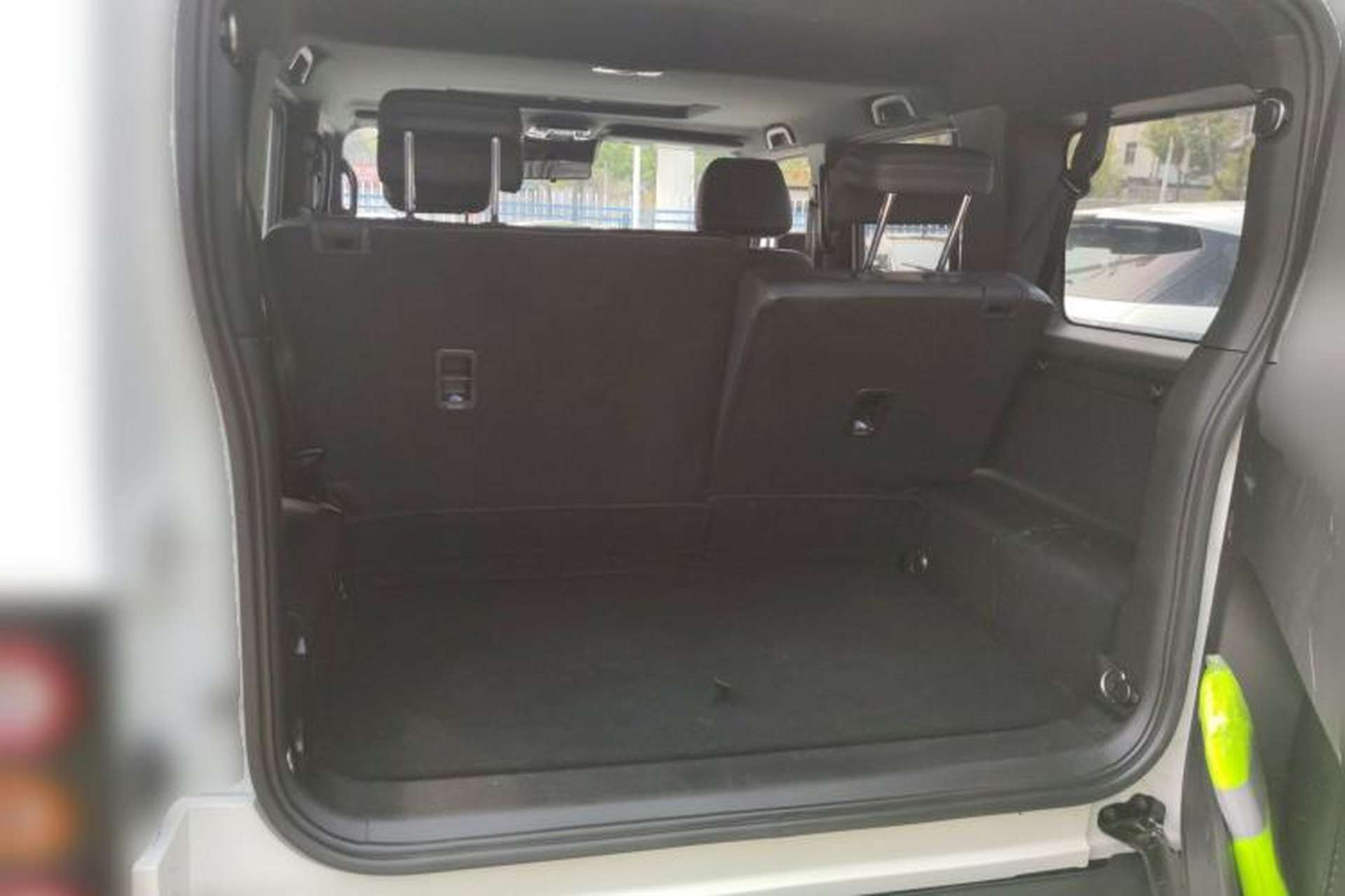 Used 212 T01 2024 2.0T Explorer Trunk