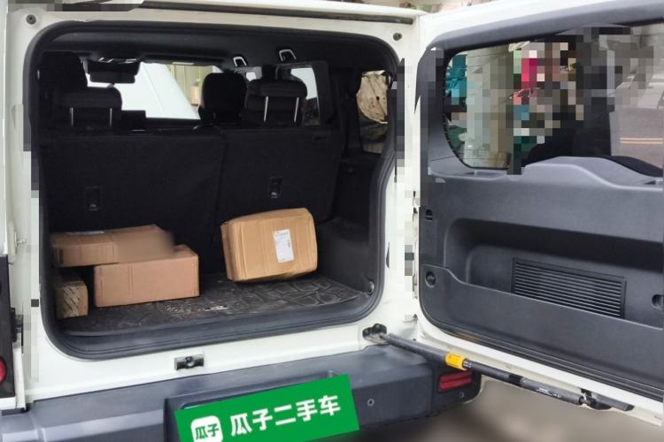 Used 212 T01 2024 2.0T Mechanic Trunk