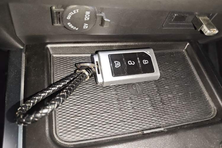 Used 212 T01 2024 2.0T Mechanic Vehicle Key