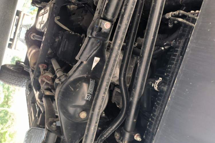 Used 212 T01 2025 2.0T Changfeng Chassis Front
