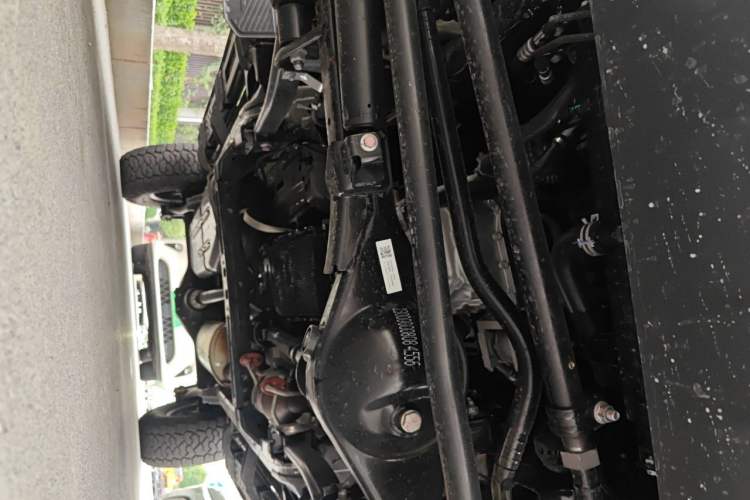 Used 212 T01 2025 2.0T Changfeng Chassis Front