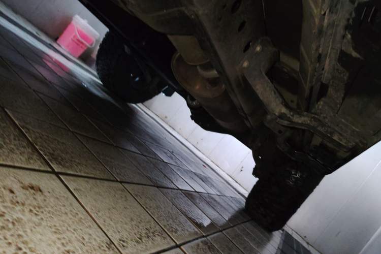 Used 212 T01 2025 2.0T Changfeng Chassis Front Left