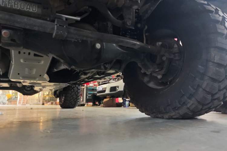 Used 212 T01 2025 Model 2.0T Diesel Chassis Front Left
