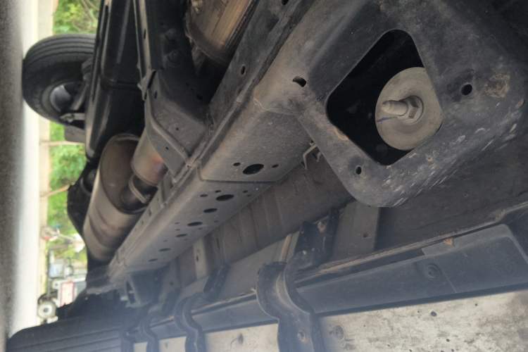 Used 212 T01 2025 Model 2.0T Inspector Chassis Front Left