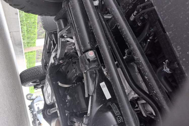 Used 212 T01 2025 2.0T Changfeng Chassis Front