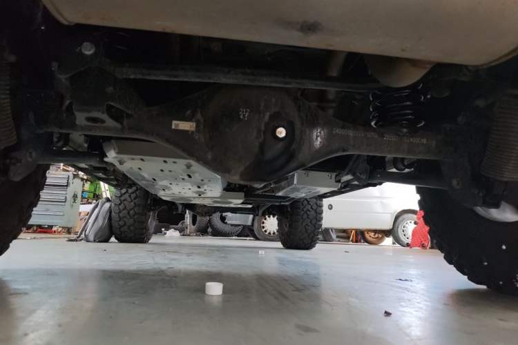 Used 212 T01 2025 Model 2.0T Diesel Chassis Rear