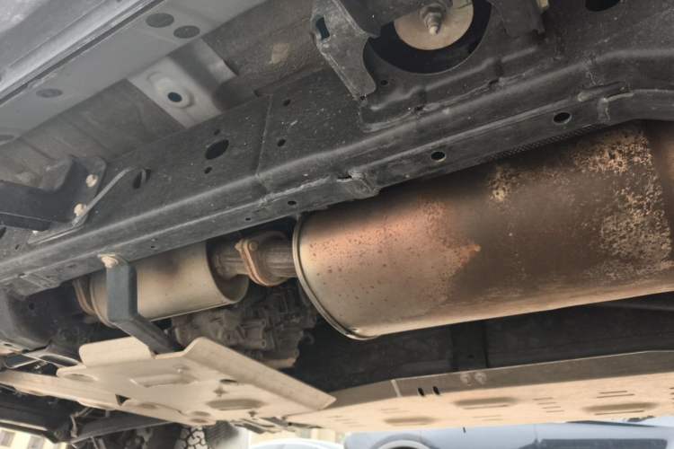 Used 212 T01 2025 2.0T Changfeng Chassis Rear Left