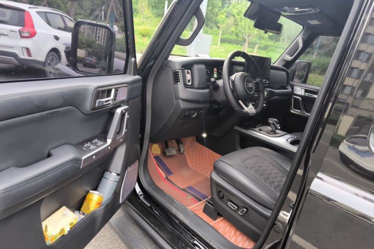 Used 212 T01 2025 Model 2.0T Inspector Driver Seat