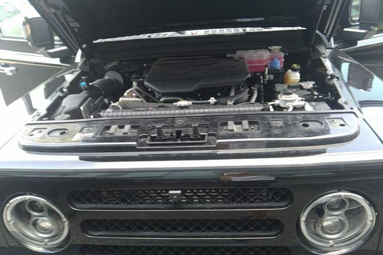 Used 212 T01 2025 Model 2.0T Diesel Engine Bay