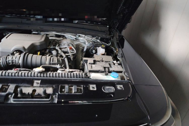 Used 212 T01 2025 2.0T Changfeng Engine Bay Left