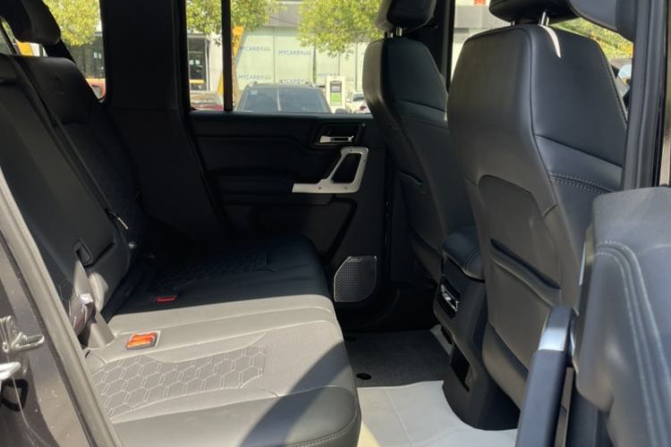 Used 212 T01 2025 2.0T Changfeng Exterior 12