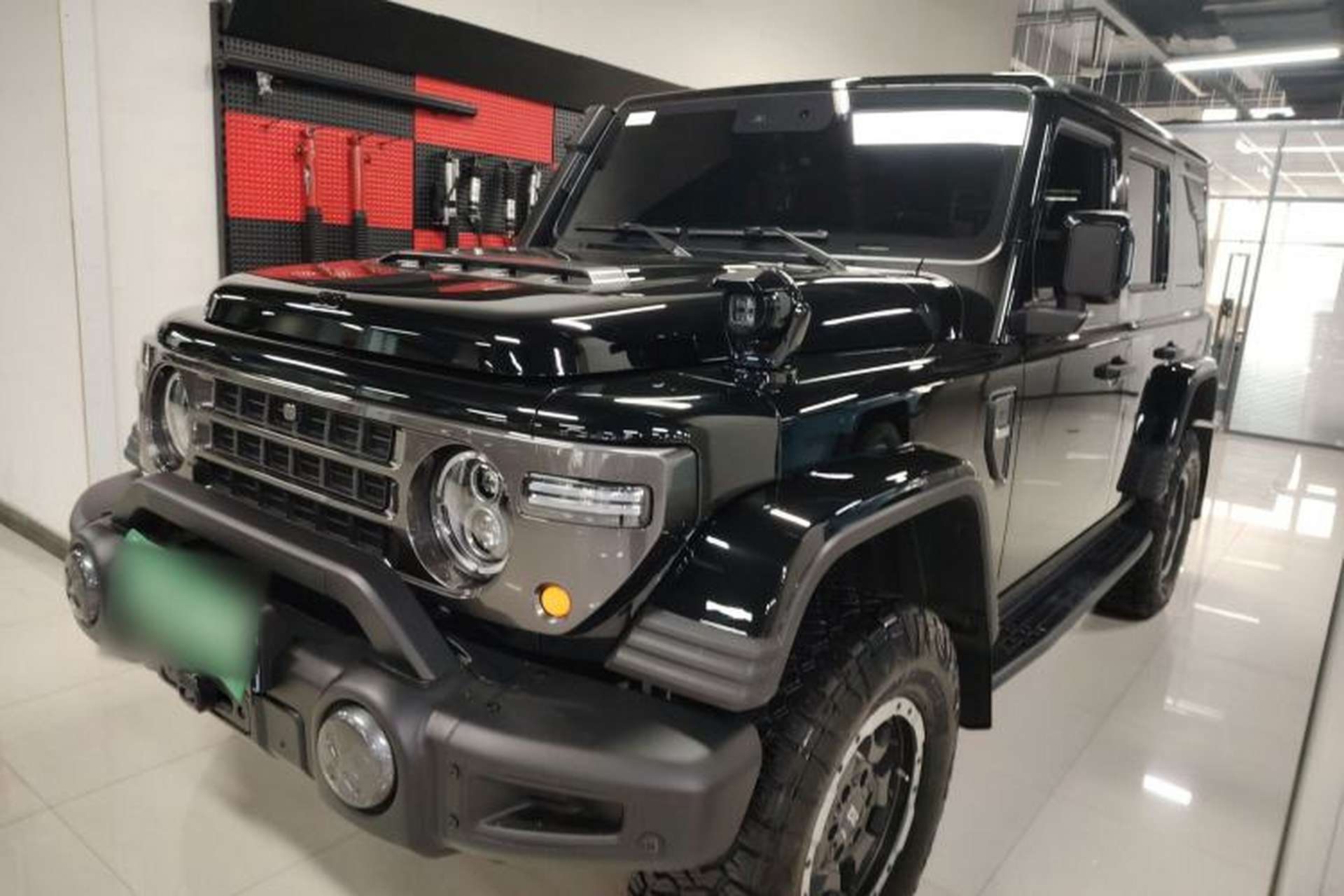 Used 212 T01 2025 2.0T Changfeng Front Left 45 Deg