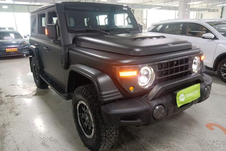 Used 212 T01 2025 2.0T Changfeng Front Right 45 Deg