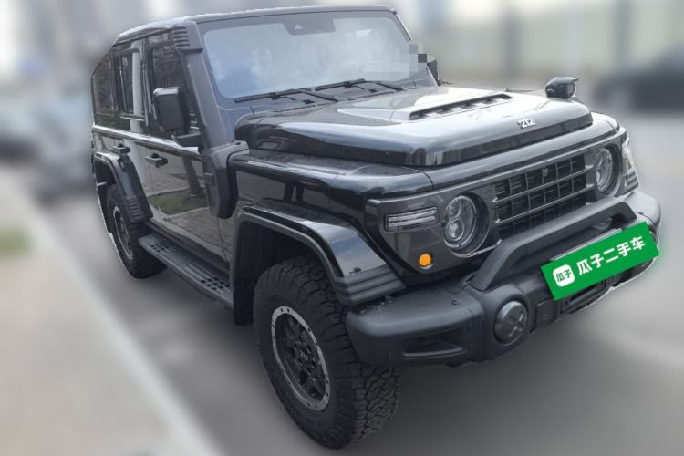 Used 212 T01 2025 2.0T Changfeng Front Right 45 Deg