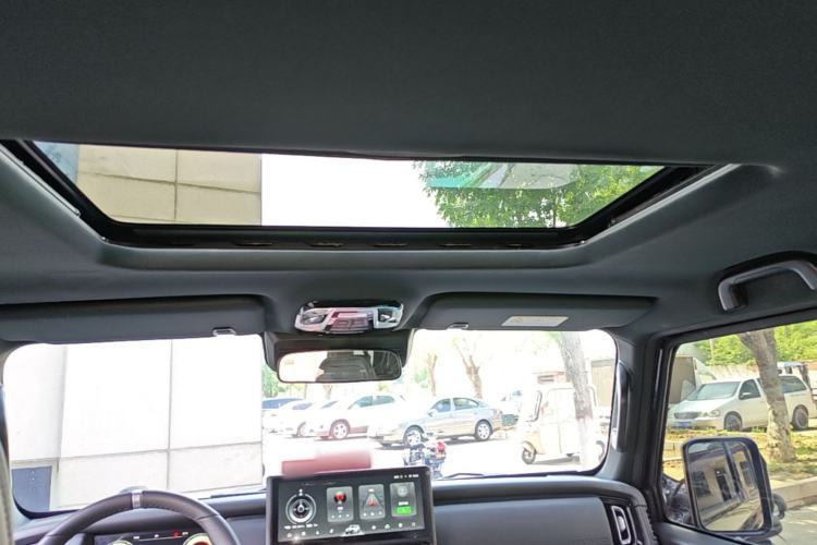 Used 212 T01 2025 2.0T Changfeng Headliner