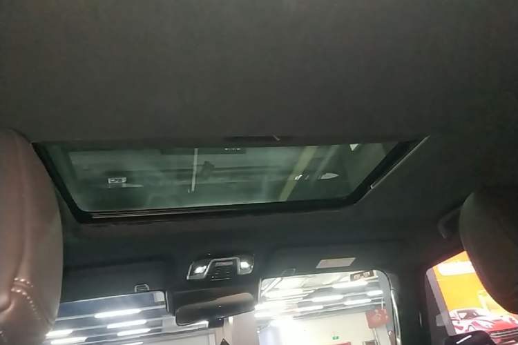 Used 212 T01 2025 2.0T Changfeng Headliner