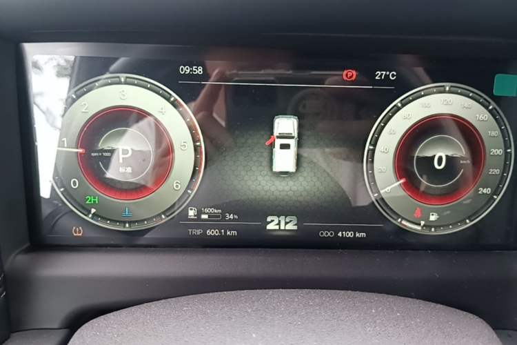 Used 212 T01 2025 Model 2.0T Diesel Instrument Cluster