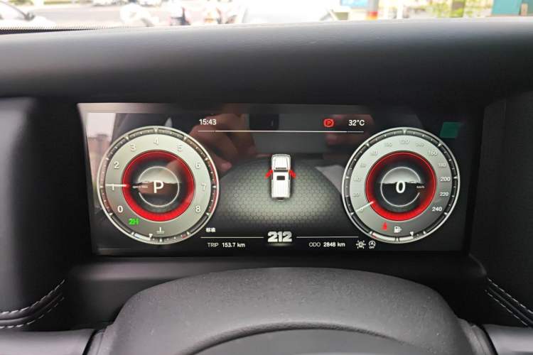 Used 212 T01 2025 2.0T Changfeng Instrument Cluster