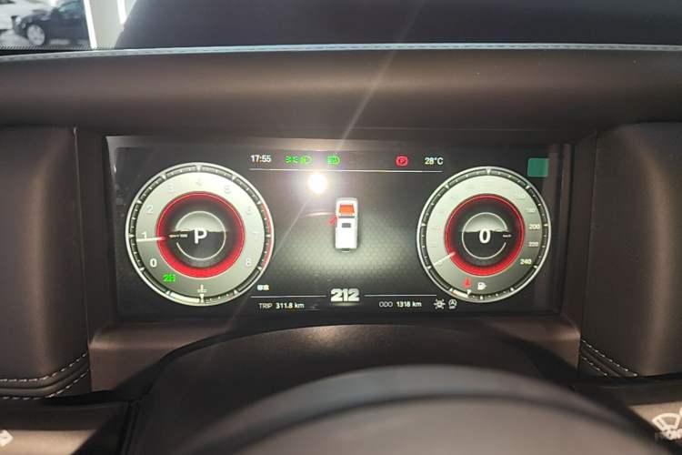 Used 212 T01 2025 2.0T Changfeng Instrument Cluster