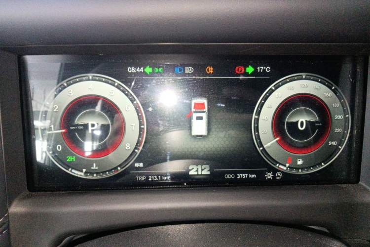 Used 212 T01 2025 2.0T Changfeng Instrument Cluster