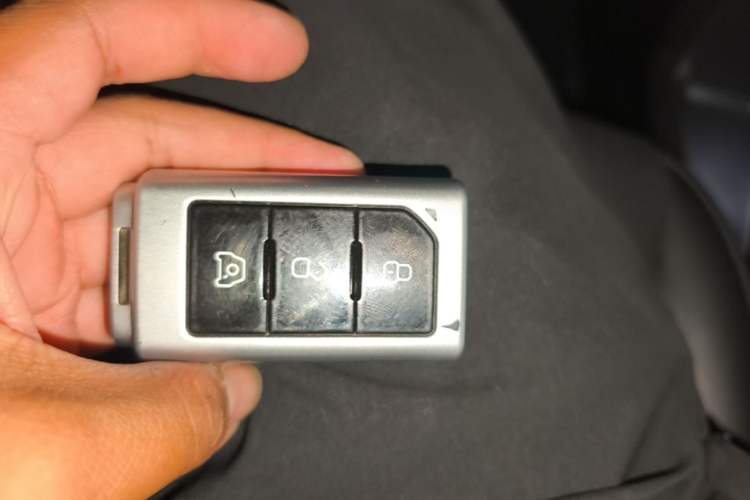 Used 212 T01 2025 2.0T Changfeng Interior 1